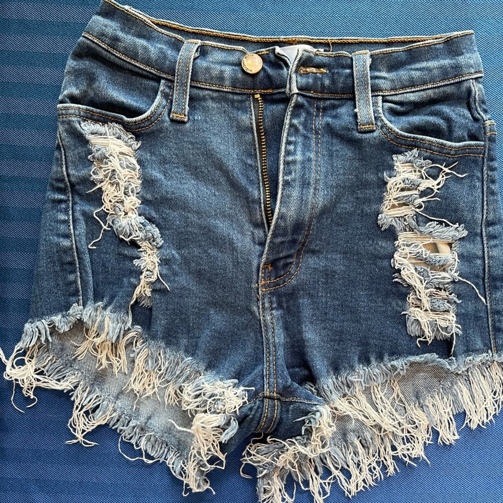 Sophie & Trey - Distressed Jean Shorts with Frayed Hem